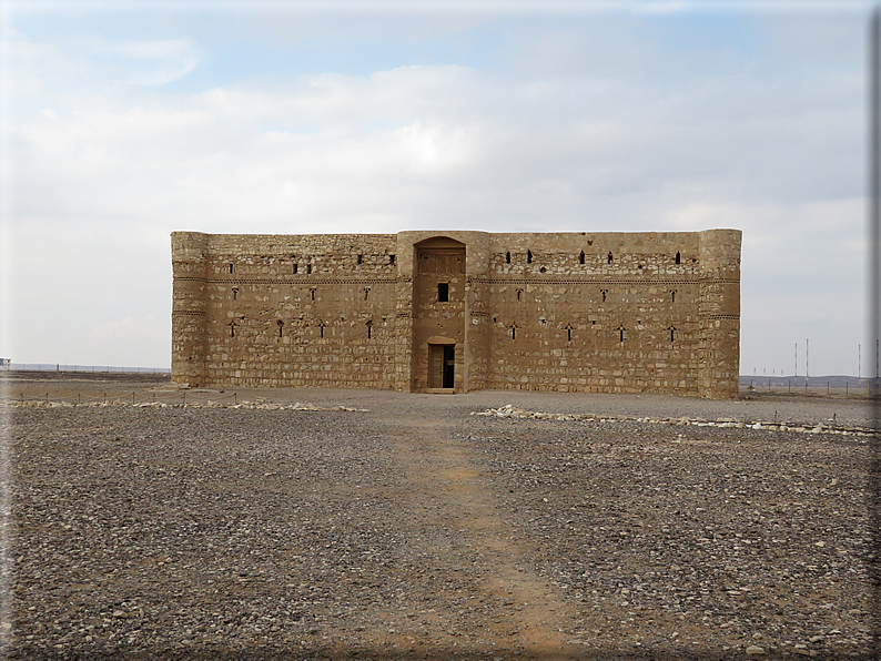 foto Castello di Qasr Al-Kharana